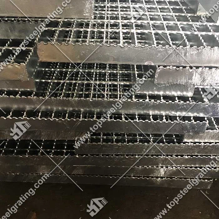 Serrated Metal Grating